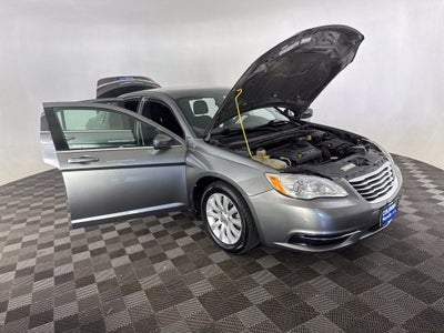 2012 Chrysler 200 Touring