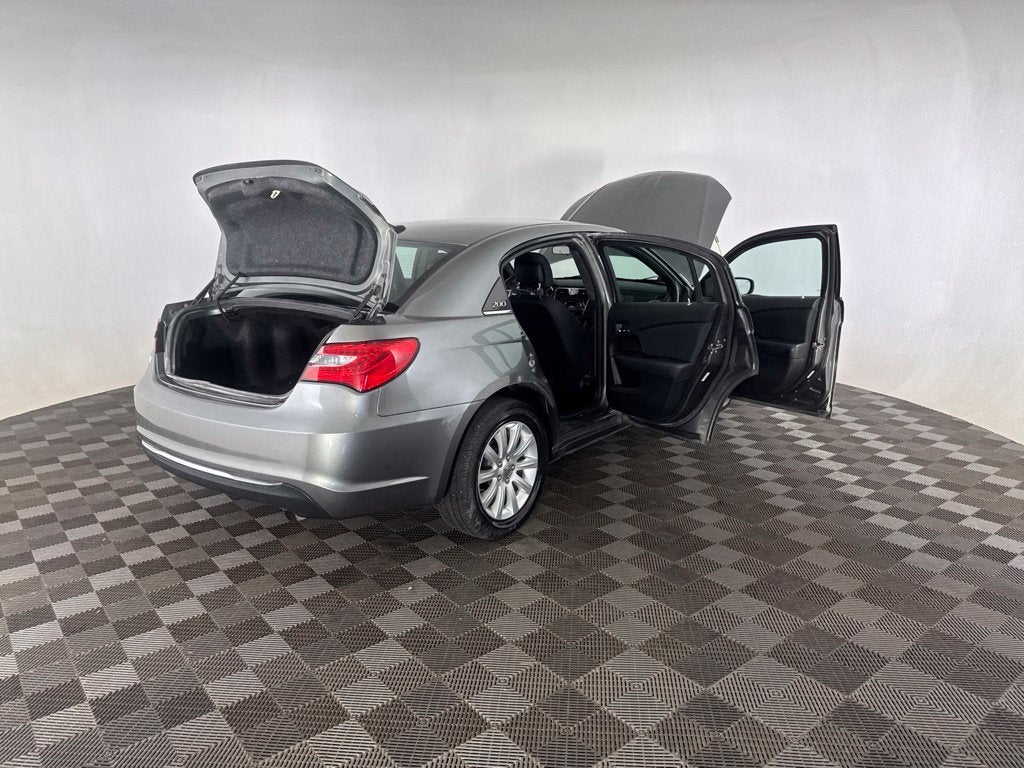 2012 Chrysler 200 Touring