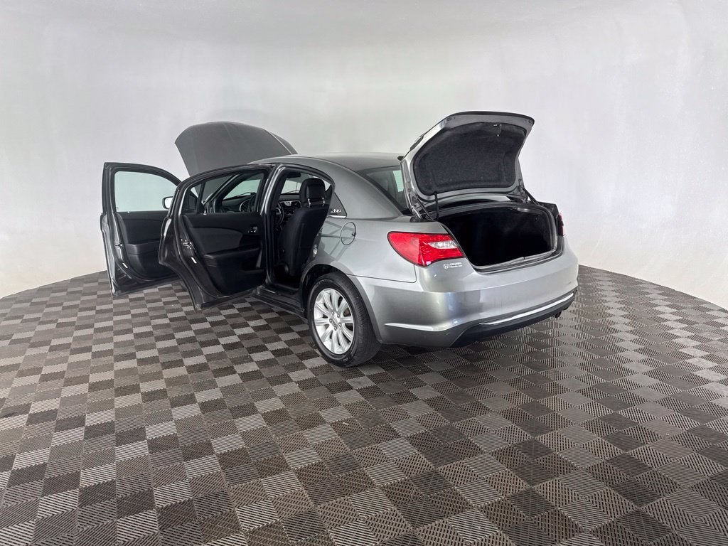 2012 Chrysler 200 Touring