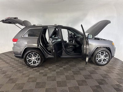 2020 Jeep Grand Cherokee Overland