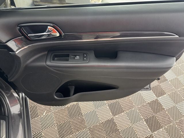 2020 Jeep Grand Cherokee Overland