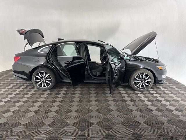 2023 Chevrolet Malibu RS