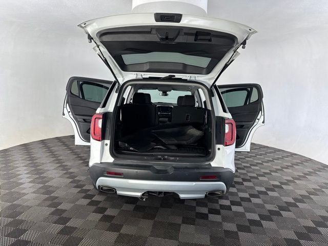2022 GMC Acadia SLE