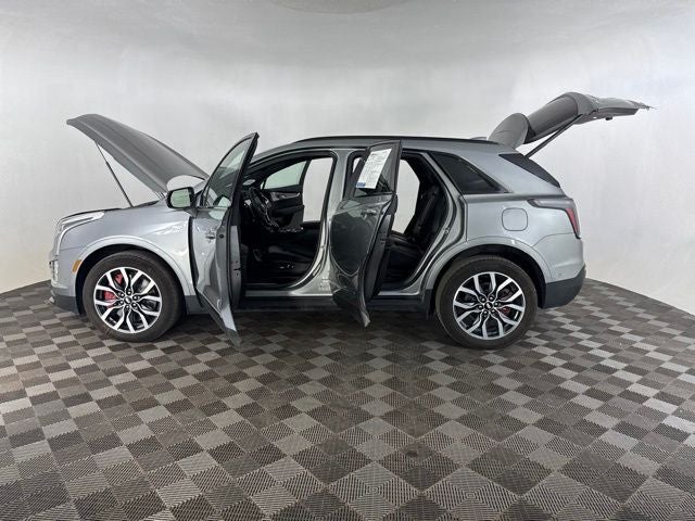2025 Cadillac XT5 Sport