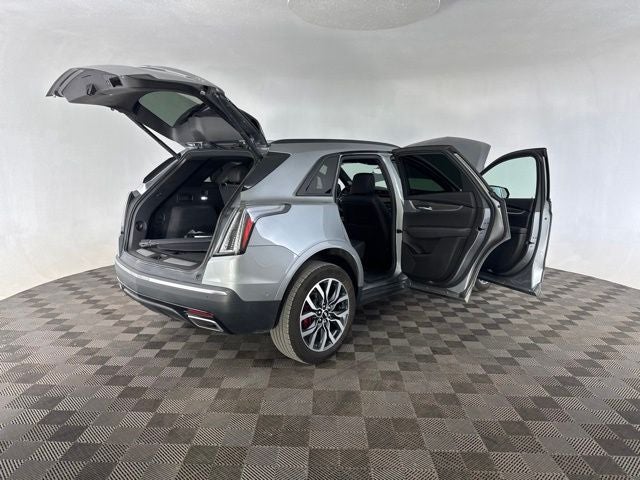 2025 Cadillac XT5 Sport