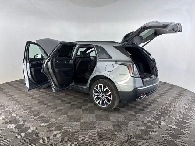 2025 Cadillac XT5 Sport