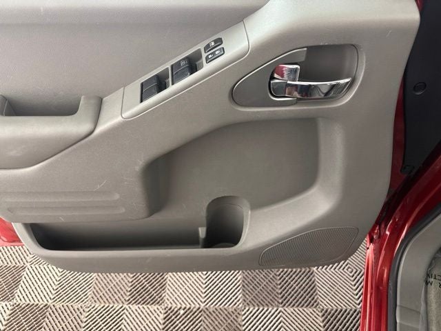 2015 Nissan Frontier SV