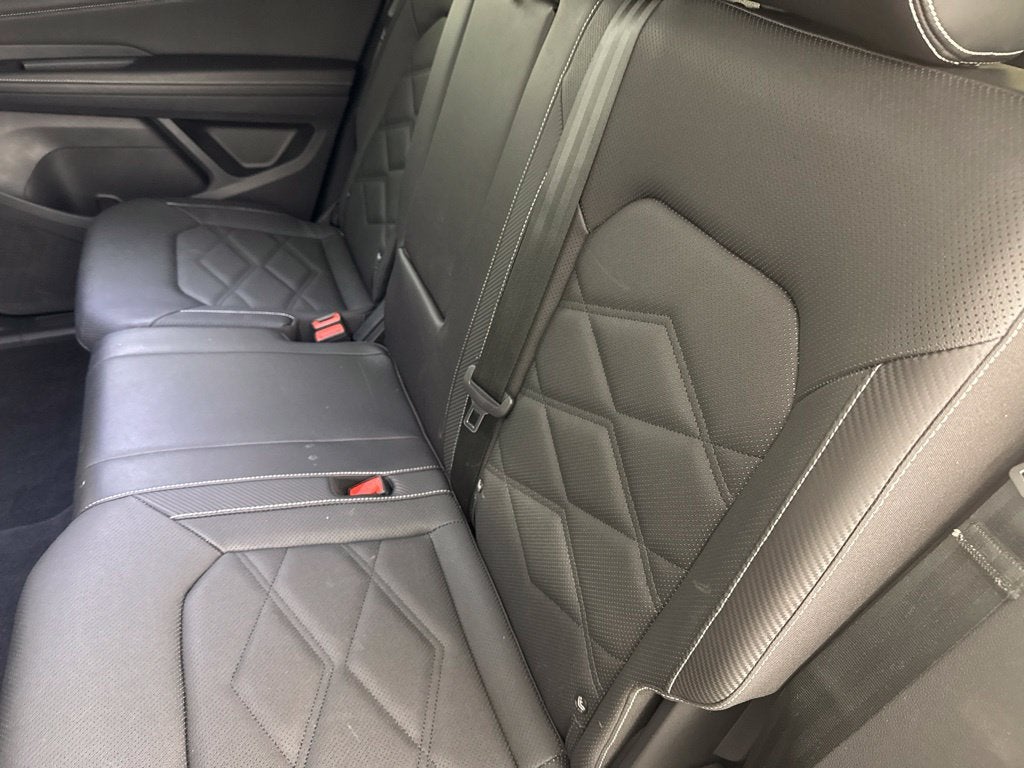 2025 Volkswagen Atlas Cross Sport 2.0T SE w/Technology