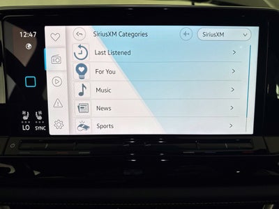 2025 Volkswagen Atlas Cross Sport 2.0T SE w/Technology