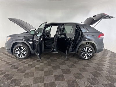 2024 Volkswagen Atlas Cross Sport 2.0T SE