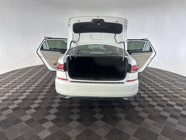 2020 Volkswagen Passat 2.0T SE