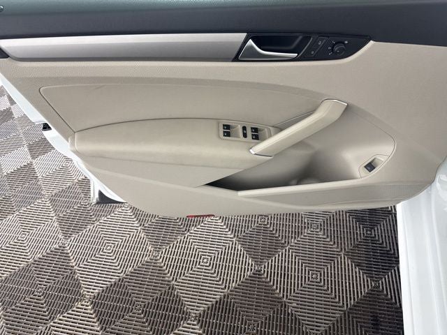 2020 Volkswagen Passat 2.0T SE