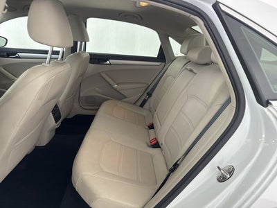 2020 Volkswagen Passat 2.0T SE