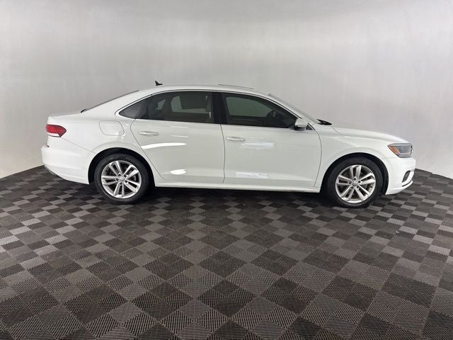2020 Volkswagen Passat 2.0T SE