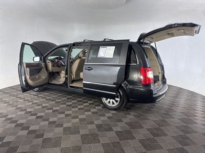 2015 Chrysler Town & Country Touring