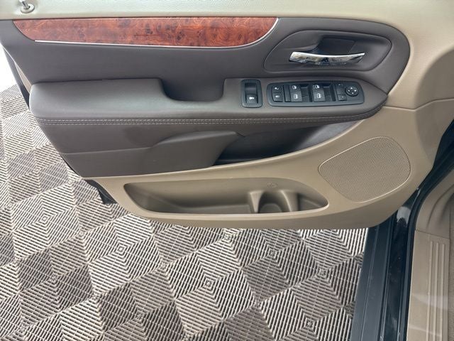 2015 Chrysler Town & Country Touring