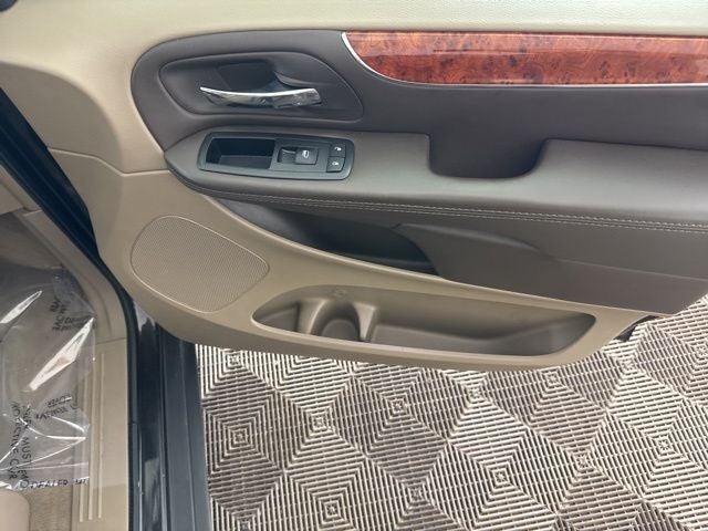 2015 Chrysler Town & Country Touring