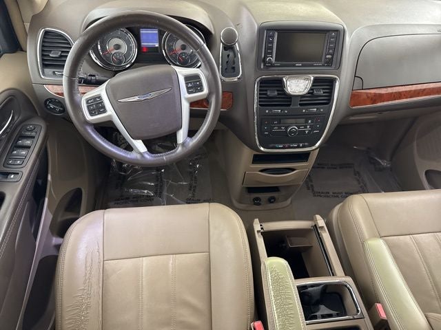 2015 Chrysler Town & Country Touring
