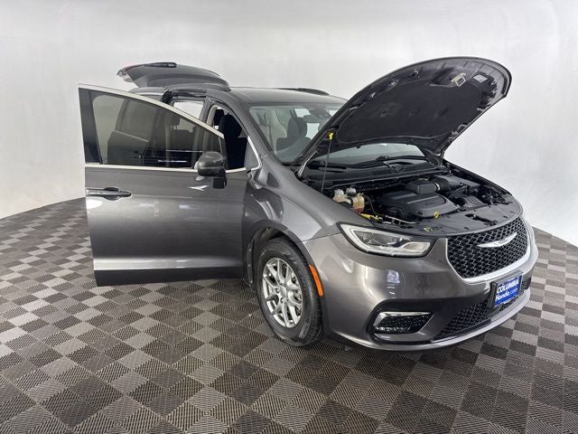 2021 Chrysler Pacifica Touring