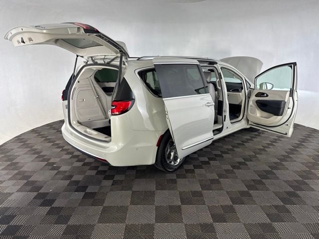 2021 Chrysler Pacifica Hybrid Limited