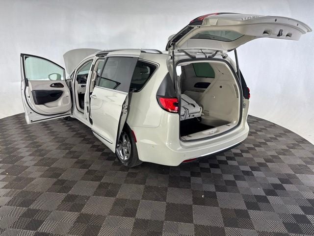 2021 Chrysler Pacifica Hybrid Limited