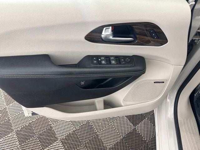 2021 Chrysler Pacifica Hybrid Limited