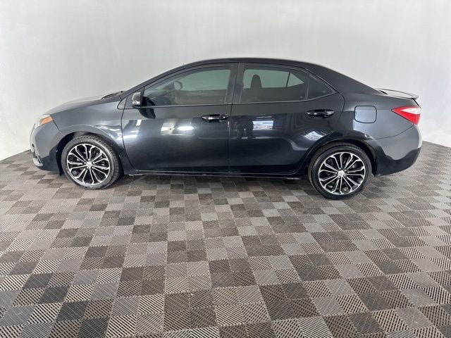 2015 Toyota Corolla S Plus