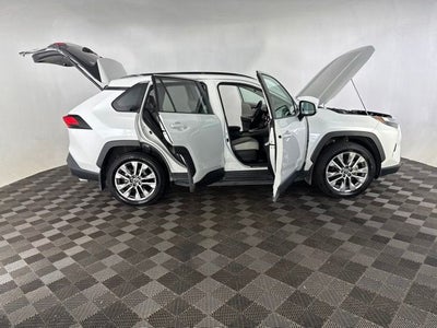2025 Toyota RAV4 XLE Premium
