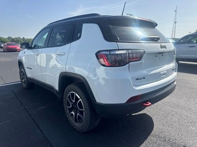 2025 Jeep Compass Trailhawk