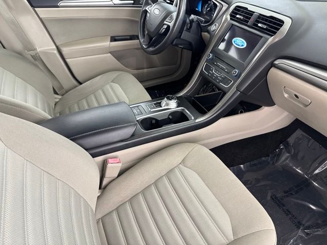 2018 Ford Fusion Hybrid SE