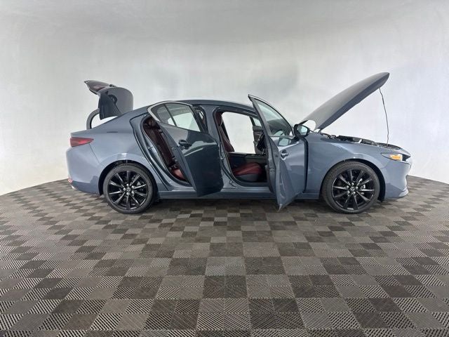 2023 Mazda Mazda3 2.5 S Carbon Edition