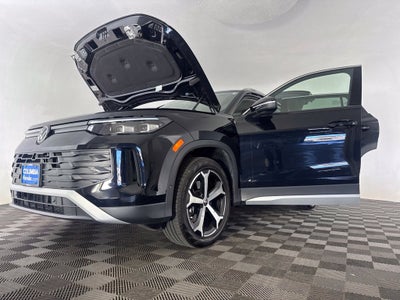2025 Volkswagen Tiguan 2.0T SE