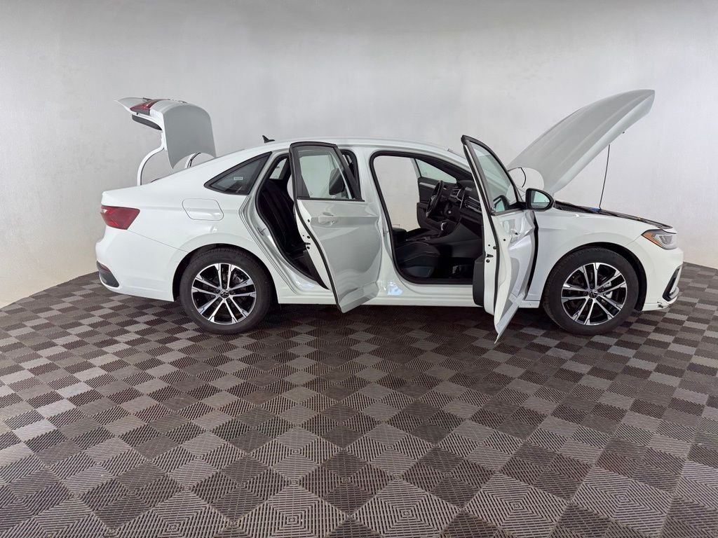 2025 Volkswagen Jetta 1.5T Sport
