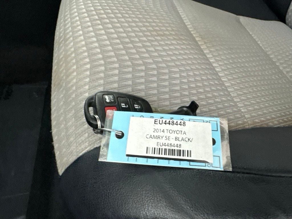 2014 Toyota Camry SE