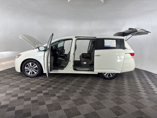 2016 Honda Odyssey Touring Elite