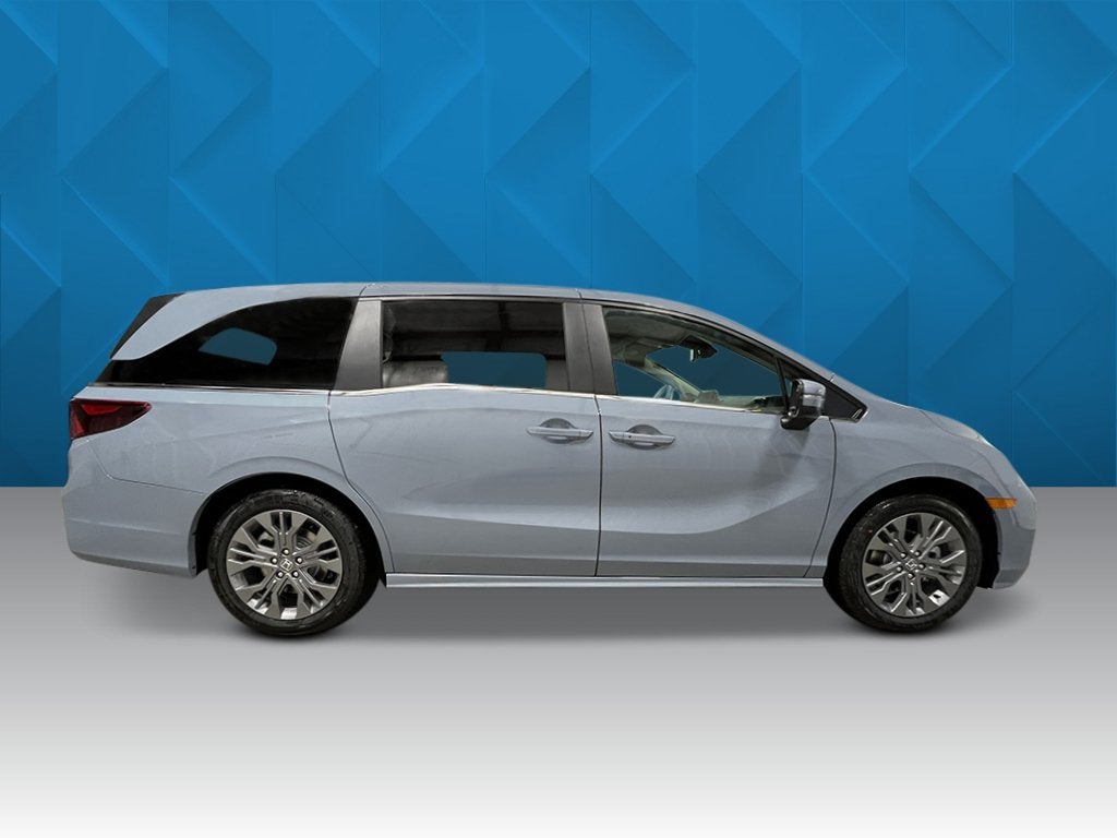 2027 Honda Odyssey Touring FWD