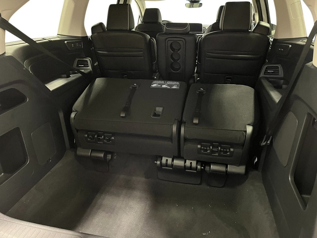 2027 Honda Odyssey Touring FWD