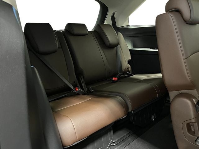 2026 Honda Odyssey Touring FWD