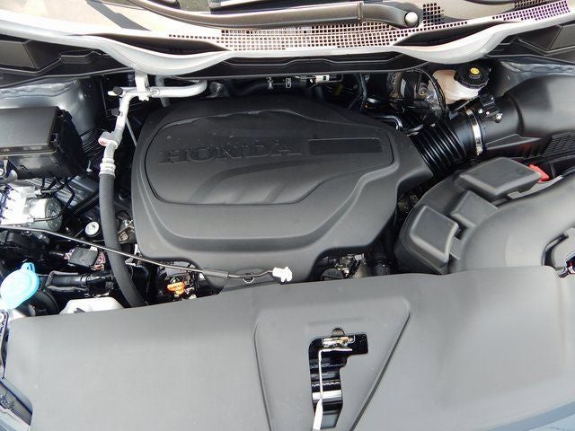 2026 Honda Odyssey Touring FWD