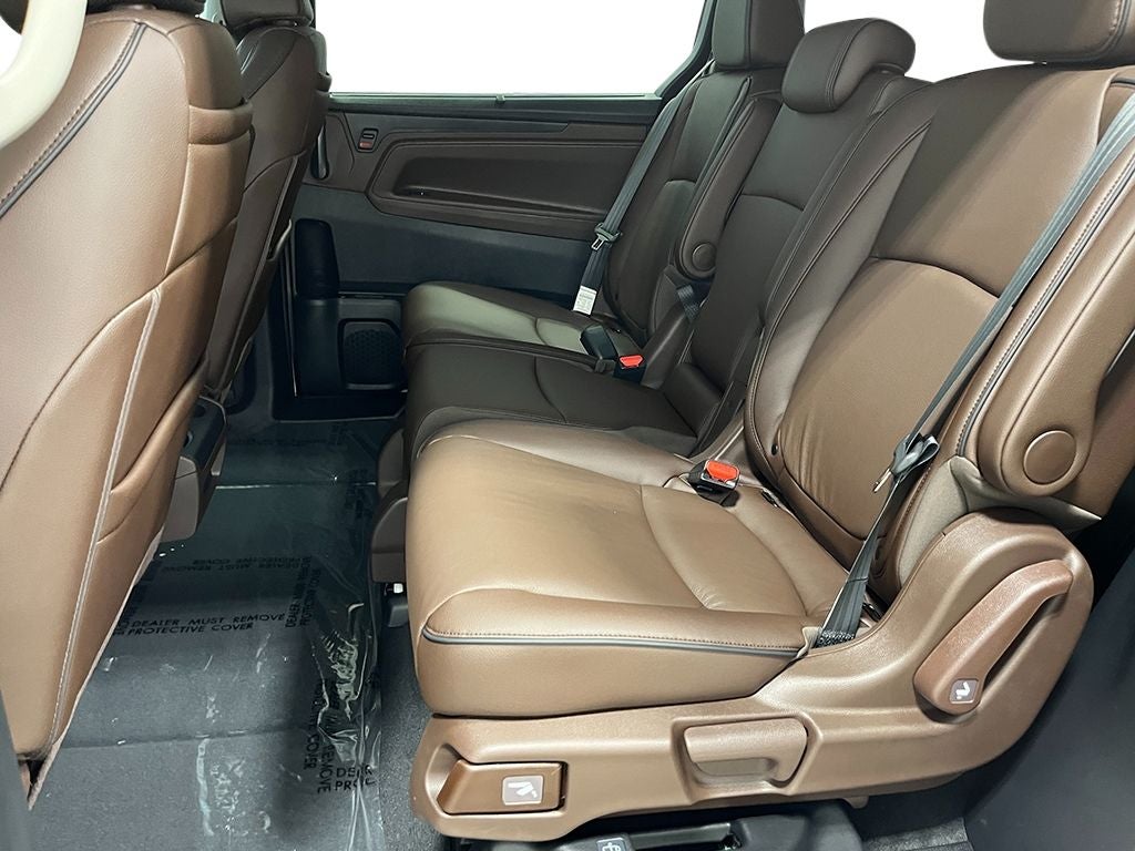 2027 Honda Odyssey Touring FWD