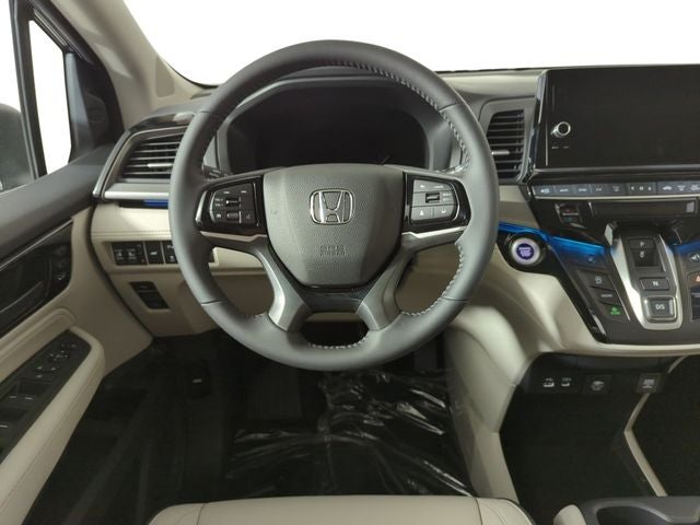 2026 Honda Odyssey Touring FWD