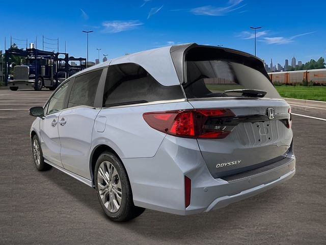2026 Honda Odyssey Touring FWD