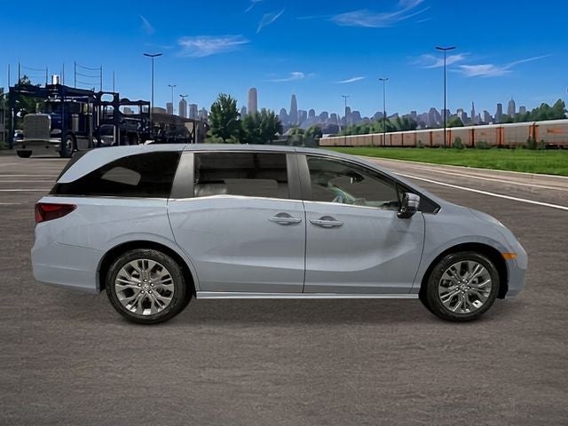 2026 Honda Odyssey Touring FWD