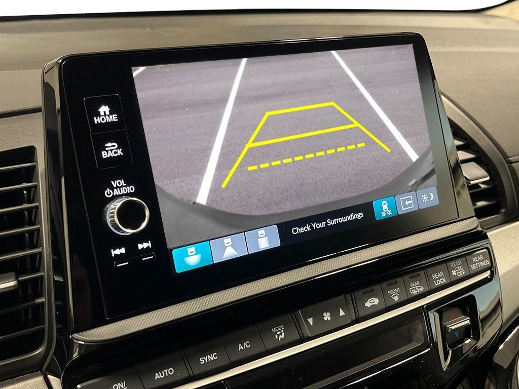 2026 Honda Odyssey Touring FWD