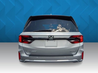 2026 Honda Odyssey Touring FWD