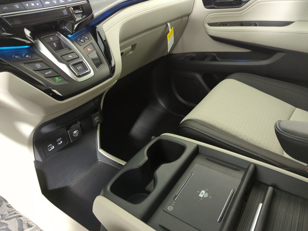 2027 Honda Odyssey Elite FWD