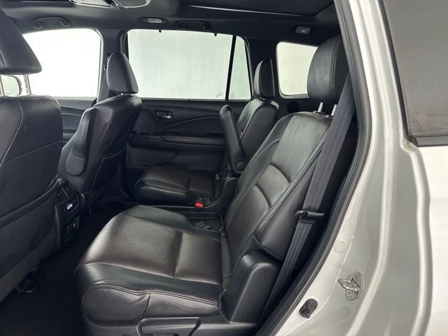 2021 Honda Pilot Black Edition