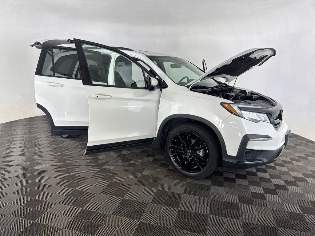2022 Honda Pilot Black Edition