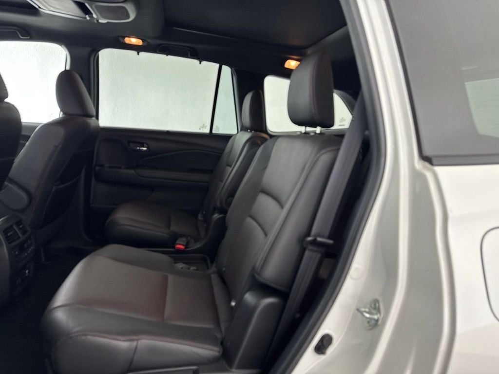 2022 Honda Pilot Black Edition