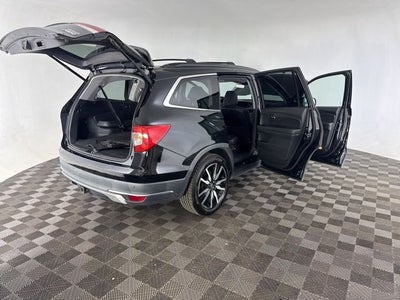 2019 Honda Pilot Touring 8 Passenger